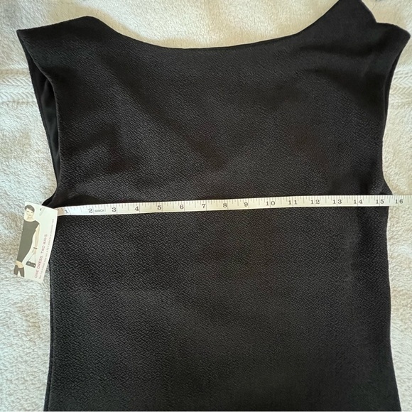 NWT-Isaac Mizrahi for Target black dress.           
size small - Picture 3 of 6